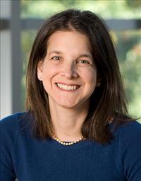Steffany Fredman Headshot.